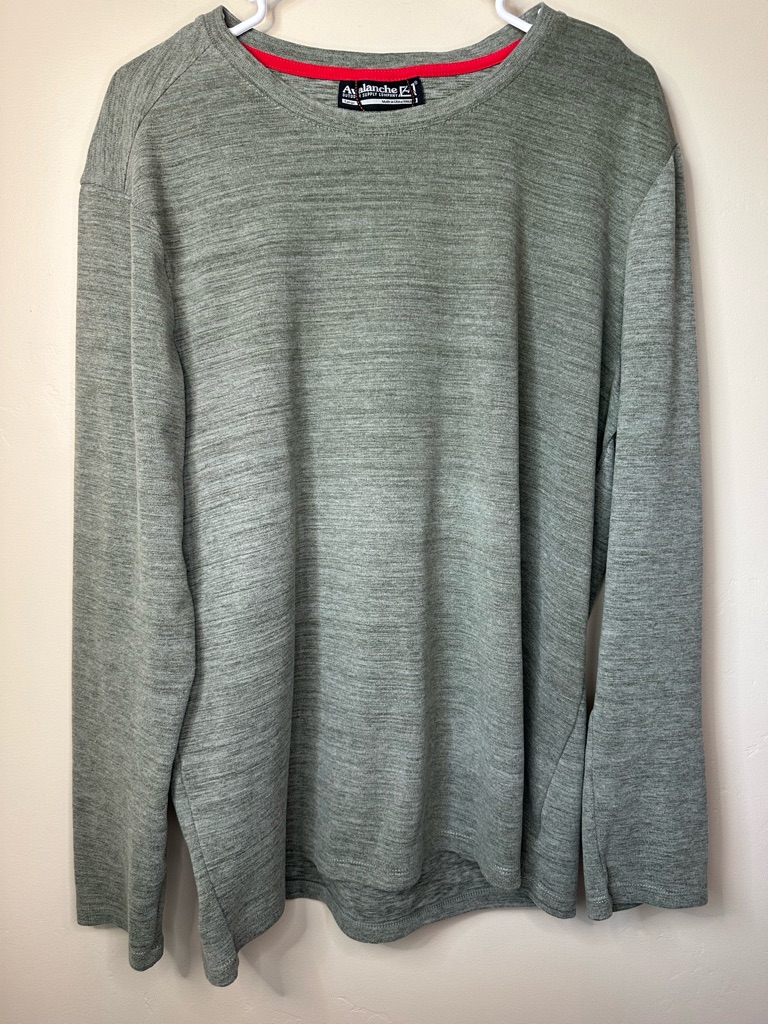 Avalanche Men’s Large Greenish Gray Crewneck Sweater Warm Knit Layer